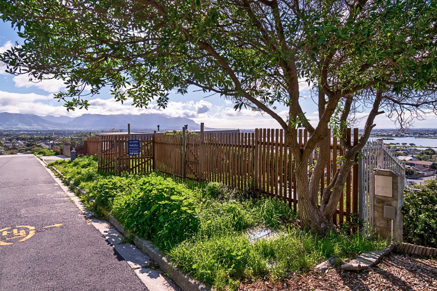 0 Bedroom Property for Sale in Lakeside Western Cape